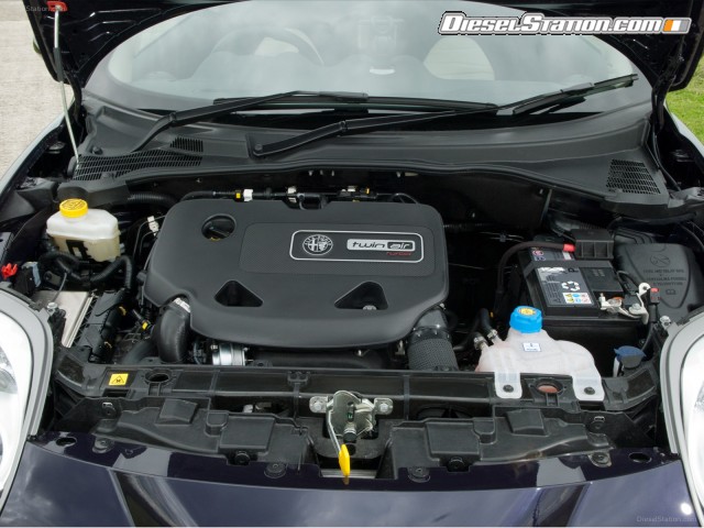 Alfa Romeo MiTo 2012 Picture #1 Alfa Romeo MiTo 2012 Picture #1